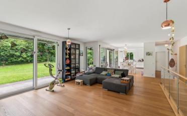Apartment 7 rooms - image - 2