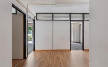 Office - image - 1