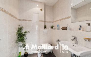 Commercial - image - 8