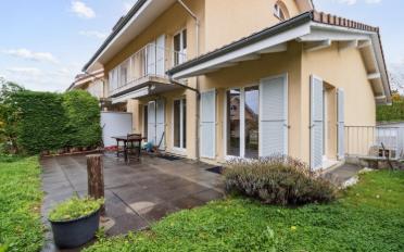 Bifamiliar house 5.5 rooms - image - 1