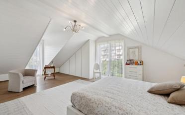Attic flat 5.5 rooms - image - 11