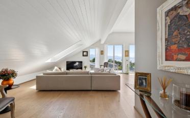Attic flat 5.5 rooms - image - 7