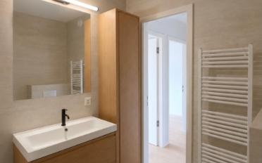 Apartment 4 rooms - image - 8
