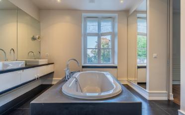 Single house 14 rooms - image - 17