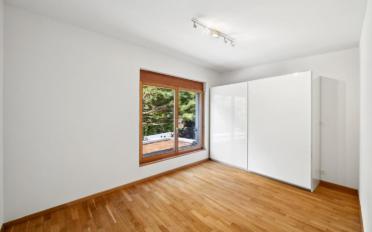 Villa 7.5 Zimmer - image - 8