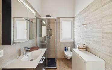 Maison jumelée 10 pièces - image - 7