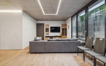 Maison jumelée 10 pièces - image - 12