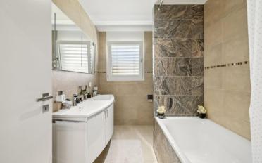 Villa 9 pièces - image - 9
