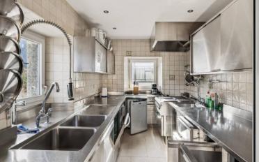 Single house 12.5 rooms - image - 6