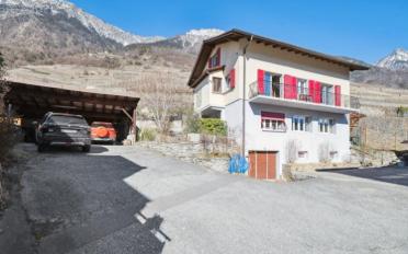 Einfamilienhaus 6.5 Zimmer - image - 1