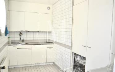 Office - image - 4