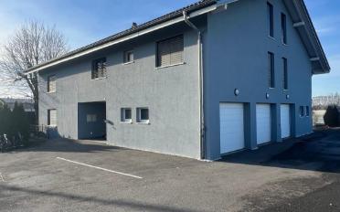 Residential building 16 rooms - image - 1