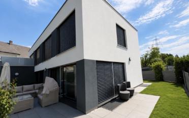Villa 7.5 Zimmer - image - 4