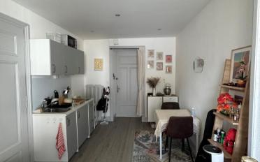 Studio - image - 4