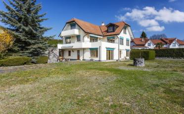 Einfamilienhaus 8.5 Zimmer - image - 2