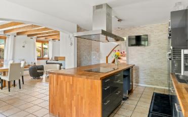 Single house 8 rooms - image - 5