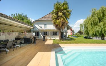 Single house 8 rooms - image - 2