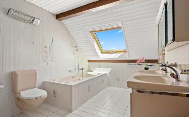 Single house 8 rooms - image - 10