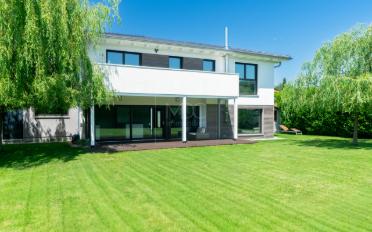 Villa 6.5 pièces - image - 1