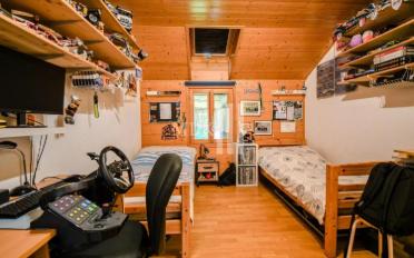 Chalet 9 pièces - image - 4