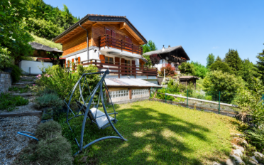 Chalet 5.5 pièces - image - 1