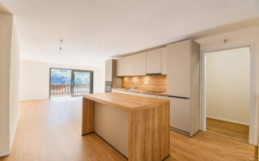 Apartment 4 rooms - image - 1