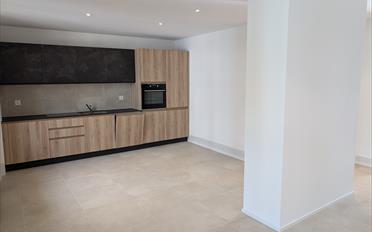 Dachwohnung 4 Zimmer - image - 1