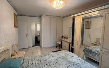 Furnished flat 5 rooms - image - 8