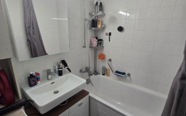 Apartment 4 rooms - image - 4