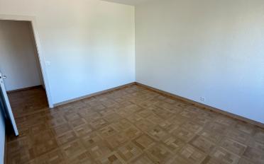 Apartment 4 rooms - image - 7