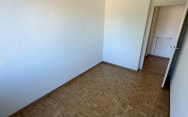 Apartment 4 rooms - image - 8