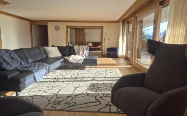 Furnished flat 5.5 rooms - image - 1