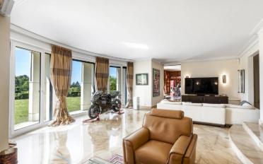 Villa 12 Zimmer - image - 4