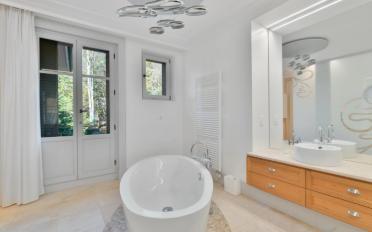 Single house 12.5 rooms - image - 12