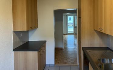 Apartment 4 rooms - image - 3