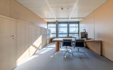 Bureau - image - 8
