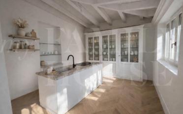 Single house 8 rooms - image - 5