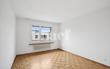 Apartment 4 rooms - image - 9