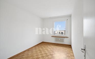 Apartment 4 rooms - image - 7