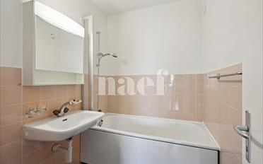 Apartment 4 rooms - image - 11