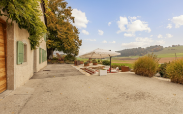 Villa 11 pièces - image - 9