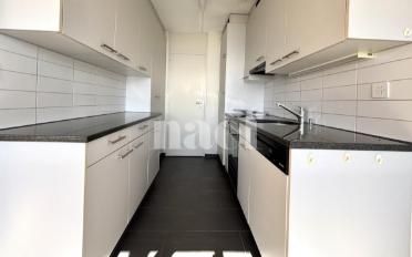Apartment 4 rooms - image - 4