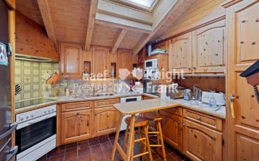 Attic flat 6.5 rooms - image - 3