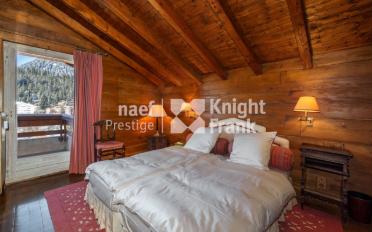Attic flat 6.5 rooms - image - 5