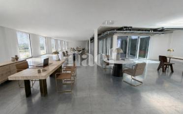Office - image - 4