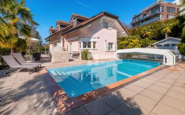 Villa 7.5 pièces - image - 2
