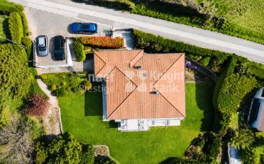 Villa 6.5 pièces - image - 2