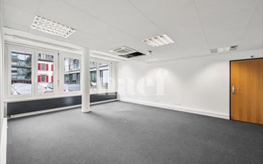 Bureau - image - 12