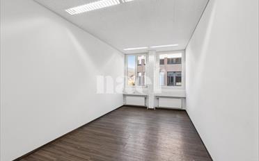 Commercial - image - 9