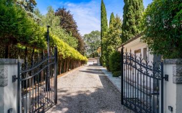 Villa 8 rooms - image - 11